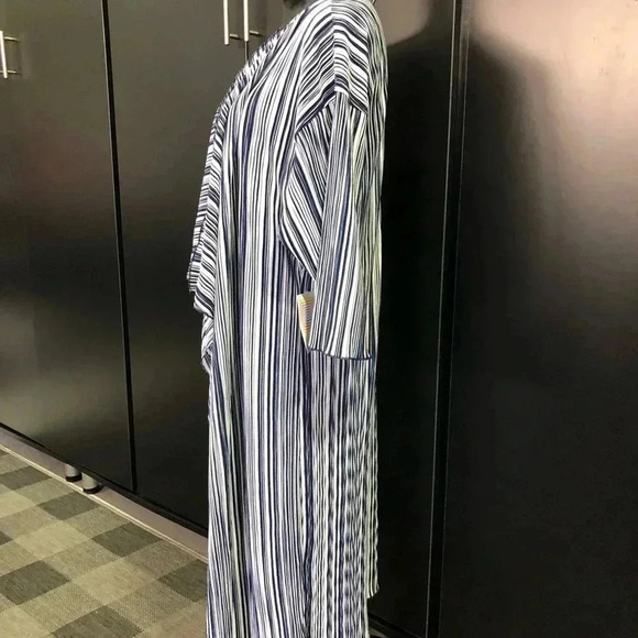 LuLaRoe Waterfall front striped duster/coverup/cardigan,maxi,vertical stripe - Picture 2 of 7